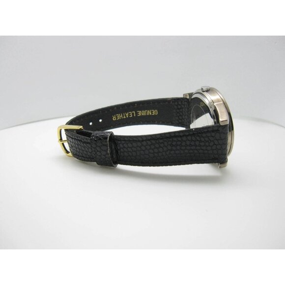 Women's Guess Water Resistant Analog 37mm Dial Crystals Watch (D237) - Picture 9 of 12